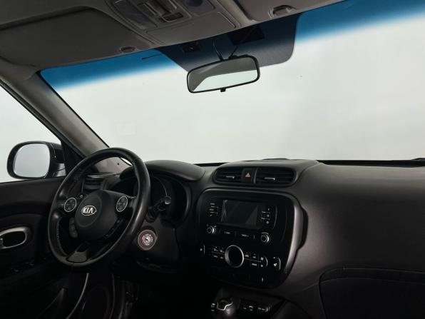 Kia Soul II Рестайлинг с пробегом 2018 года, цена 1 699 000 рублей, 47000 км, хэтчбек, Автокод Объявления