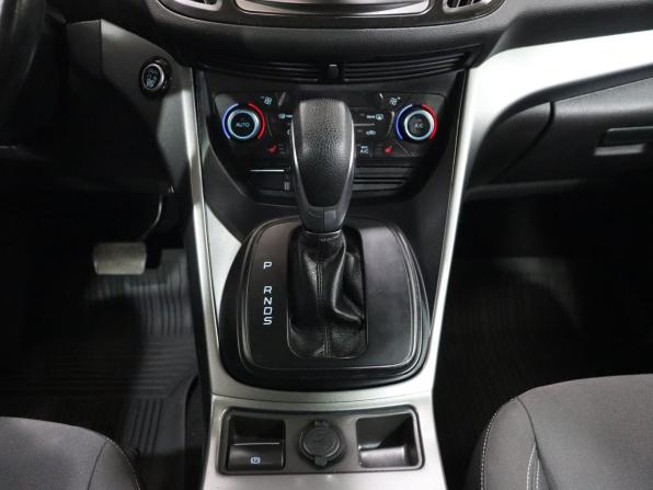 Ford Kuga II Рестайлинг с пробегом 2018 года, цена 1 630 000 рублей, 132918 км, внедорожник, Автокод Объявления
