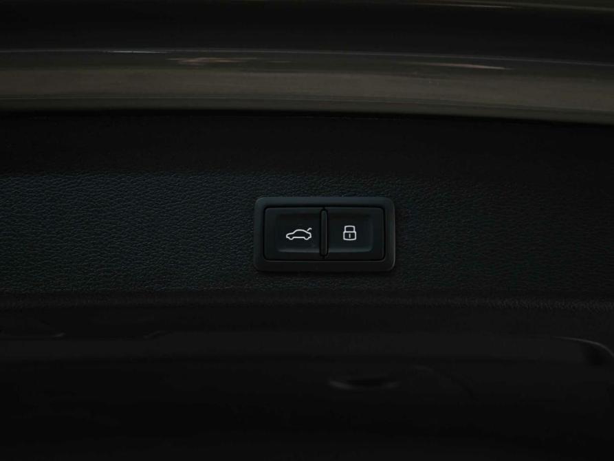 Audi Q3 II (F3) Екатеринбург  - изображение 14