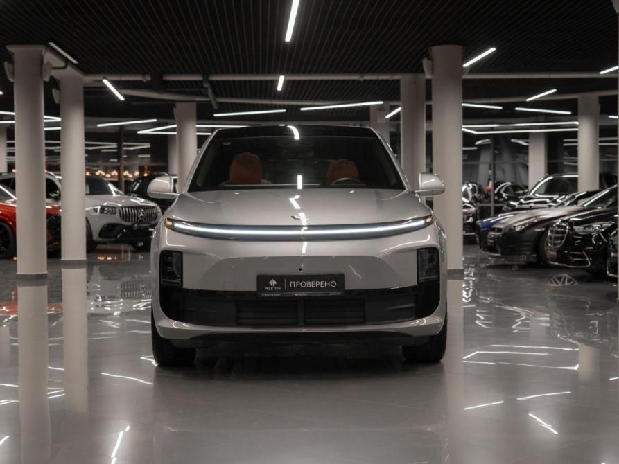 Li Auto (Lixiang) L6 I Москва  - изображение 3