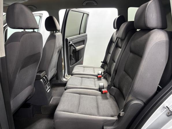 Volkswagen Touran I Рестайлинг с пробегом 2008 года, цена 780 000 рублей, 144622 км, компактвэн, Автокод Объявления