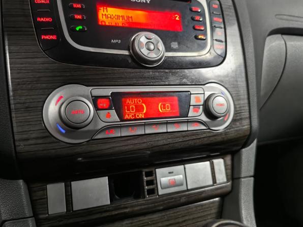 Ford Focus II Рестайлинг с пробегом 2008 года, цена 399 000 рублей, 230260 км, хэтчбек, Автокод Объявления