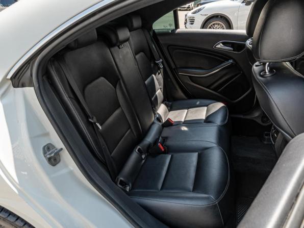 Mercedes-Benz CLA I (C117 X117) с пробегом 2015 года, цена 1 390 000 рублей, 238262 км, седан, Автокод Объявления