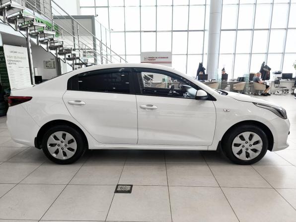 Kia Rio IV с пробегом 2018 года, цена 1 050 000 рублей, 227044 км, седан, Автокод Объявления