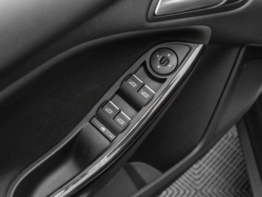 Ford Focus III Рестайлинг Москва  - изображение 15