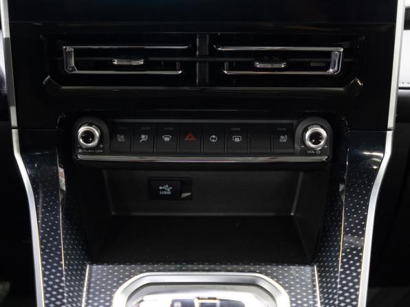 Haval M6 II с пробегом 2023 года, цена 1 825 000 рублей, 35235 км, внедорожник, Автокод Объявления