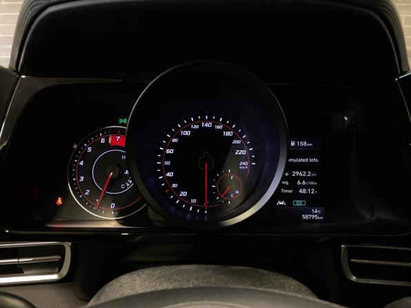 Hyundai Avante VII с пробегом 2020 года, цена 1 800 000 рублей, 58794 км, седан, Автокод Объявления