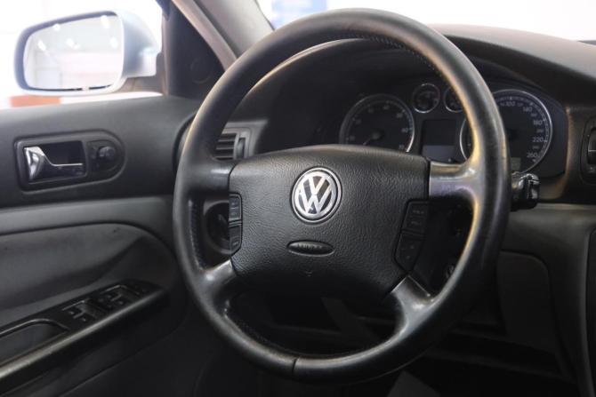 Volkswagen Passat B5 Рестайлинг с пробегом 2002 года, цена 429 000 рублей, 411000 км, седан, Автокод Объявления
