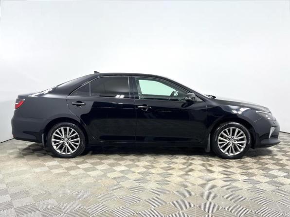 Toyota Camry VII (XV50) Рестайлинг 2 с пробегом 2017 года, цена 2 299 900 рублей, 211243 км, седан, Автокод Объявления