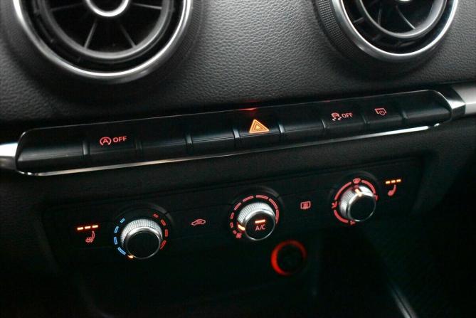 Audi A3 III (8V) с пробегом 2013 года, цена 1 000 000 рублей, 223939 км, хэтчбек, Автокод Объявления