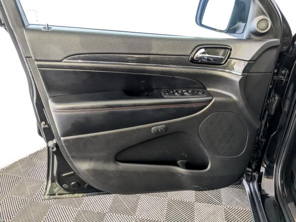 Jeep Grand Cherokee IV (WK2) Рестайлинг с пробегом 2021 года, цена 4 685 000 рублей, 120534 км, внедорожник, Автокод Объявления