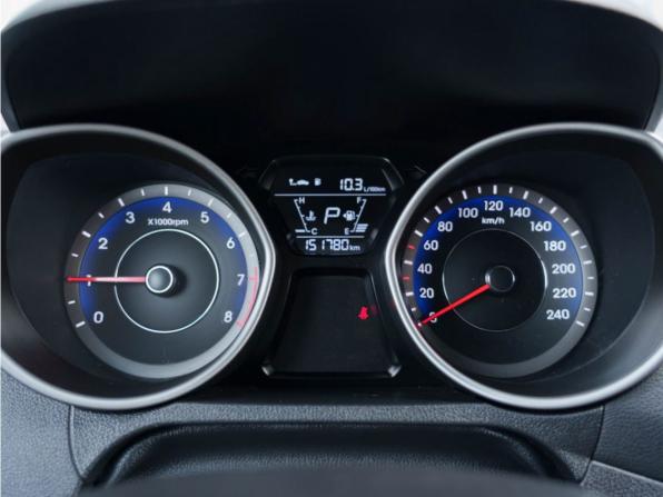Hyundai Elantra V (MD) Рестайлинг с пробегом 2014 года, цена 1 229 000 рублей, 151779 км, седан, Автокод Объявления