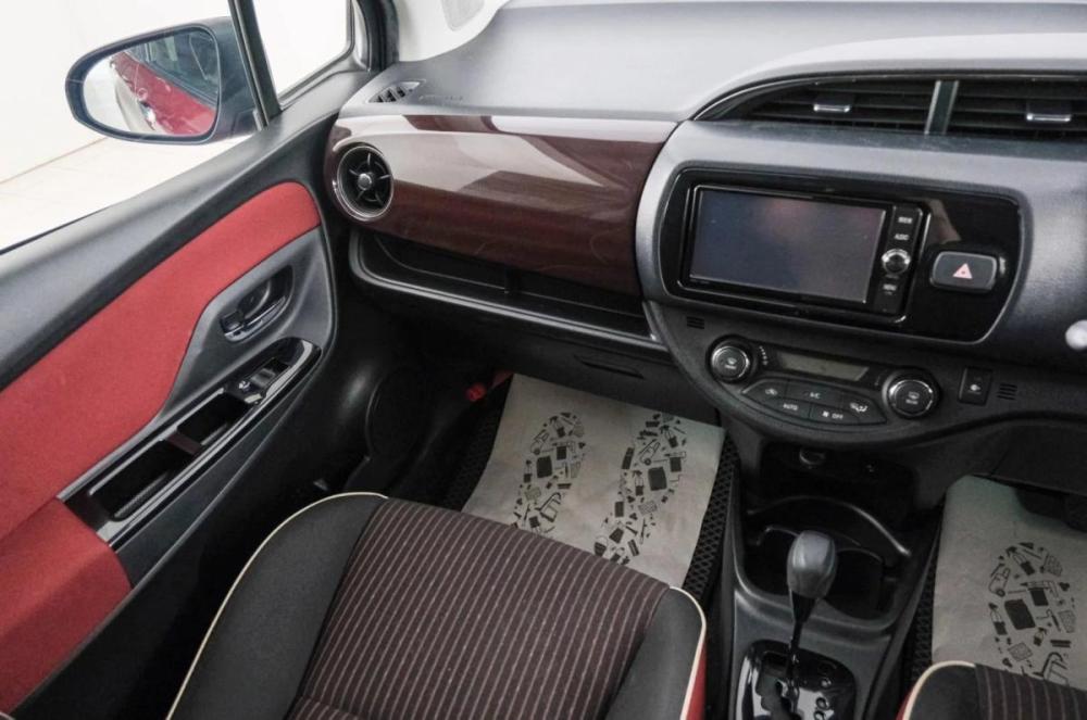 Toyota Vitz III (XP130) Рестайлинг 2 Красноярск  - изображение 12