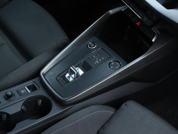 Audi A3 IV (8Y) с пробегом 2021 года, цена 2 850 000 рублей, 35100 км, седан, Автокод Объявления
