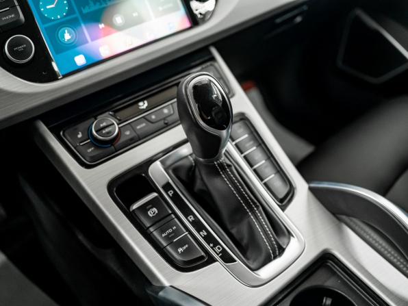 Geely Atlas I с пробегом 2020 года, цена 1 900 000 рублей, 52740 км, внедорожник, Автокод Объявления