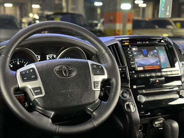 Toyota Land Cruiser 200 Series с пробегом 2012 года, цена 2 990 000 рублей, 267781 км, внедорожник, Автокод Объявления