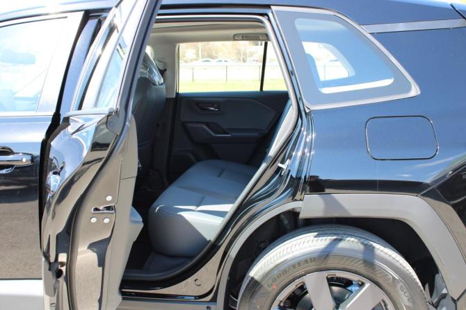 Toyota RAV4 VI (XA60) с пробегом 2025 года, цена 4 569 000 рублей, 13 км, внедорожник, Автокод Объявления