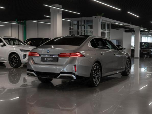 BMW 5 серии VIII (G60/G61/G68) с пробегом 2024 года, цена 6 200 000 рублей, 21730 км, седан, Автокод Объявления