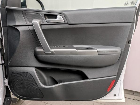 Kia Sportage IV Рестайлинг с пробегом 2021 года, цена 2 500 000 рублей, 94136 км, внедорожник, Автокод Объявления