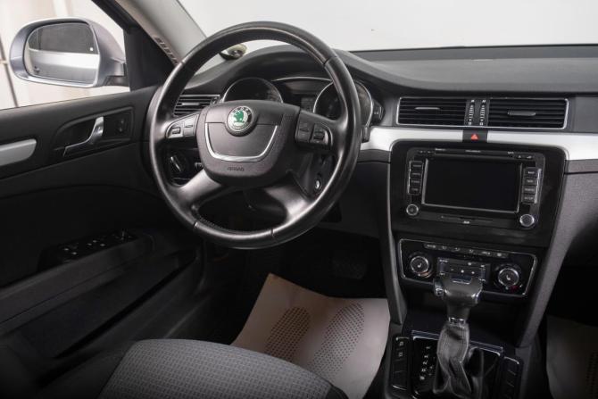 Skoda Superb II с пробегом 2012 года, цена 1 079 000 рублей, 202500 км, лифтбек, Автокод Объявления