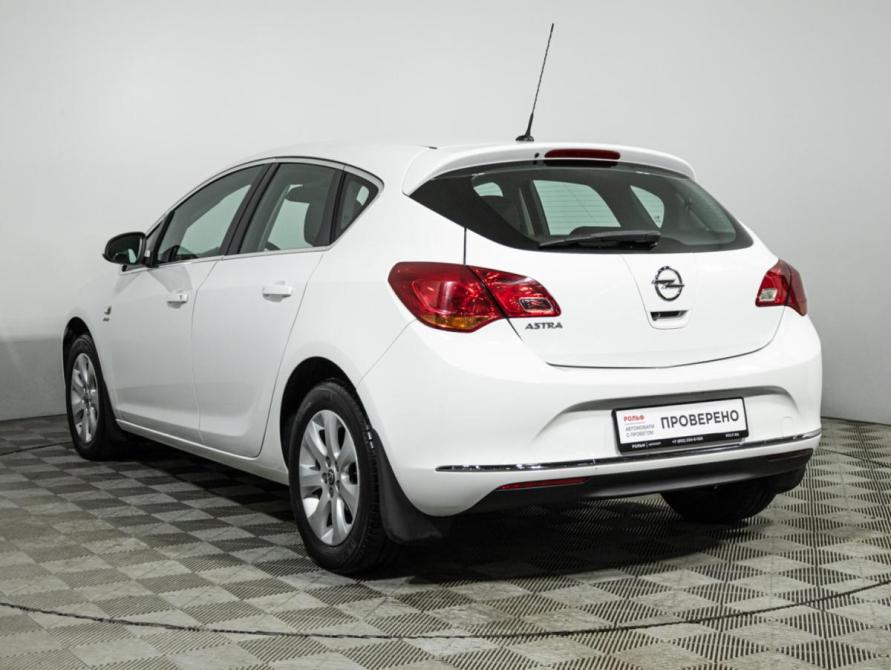 Opel Astra J Рестайлинг Санкт-Петербург  - изображение 7