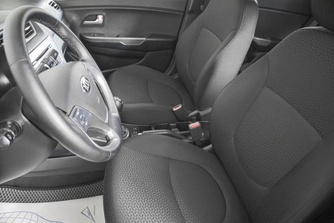 Kia Rio III Рестайлинг с пробегом 2017 года, цена 999 000 рублей, 114000 км, седан, Автокод Объявления