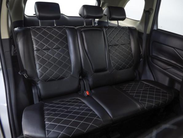 Mitsubishi Outlander III Рестайлинг 3 с пробегом 2022 года, цена 2 649 000 рублей, 4547 км, внедорожник, Автокод Объявления