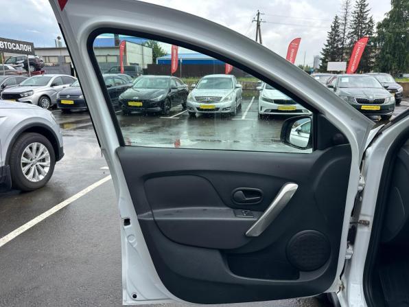 Renault Sandero II с пробегом 2018 года, цена 1 100 000 рублей, 95809 км, хэтчбек, Автокод Объявления