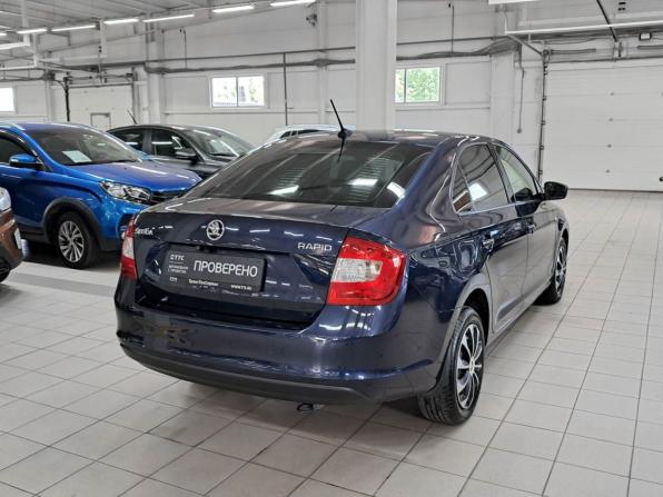 Skoda Rapid I с пробегом 2017 года, цена 1 355 000 рублей, 92630 км, лифтбек, Автокод Объявления