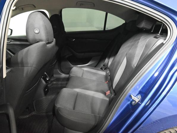 Skoda Octavia IV (A8) с пробегом 2021 года, цена 2 550 000 рублей, 74090 км, лифтбек, Автокод Объявления