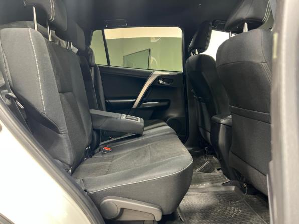 Toyota RAV4 IV (XA40) Рестайлинг с пробегом 2019 года, цена 2 799 000 рублей, 159684 км, внедорожник, Автокод Объявления