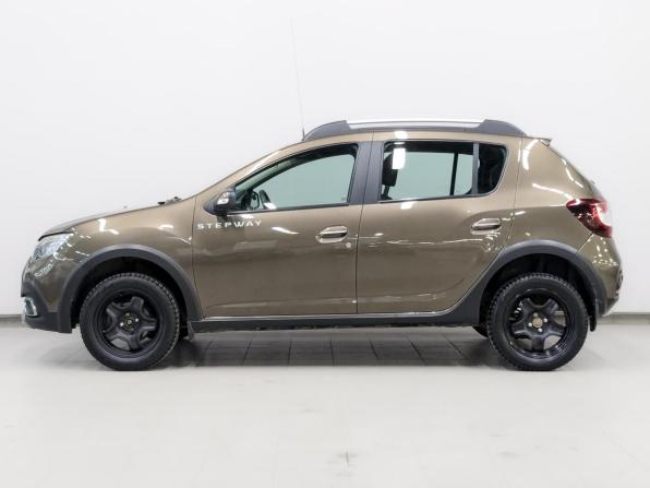 Renault Sandero II Рестайлинг с пробегом 2018 года, цена 1 150 000 рублей, 96424 км, хэтчбек, Автокод Объявления