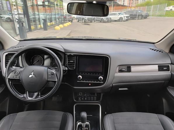 Mitsubishi Outlander III Рестайлинг 3 с пробегом 2021 года, цена 2 349 000 рублей, 139530 км, внедорожник, Автокод Объявления