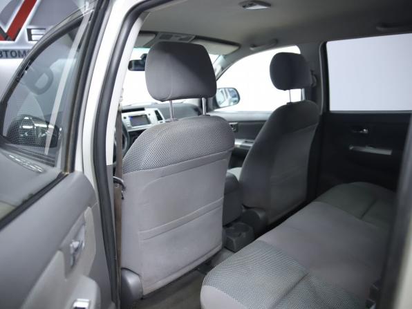 Toyota Hilux VII Рестайлинг с пробегом 2013 года, цена 1 690 000 рублей, 365875 км, offers.body_type.unknown, Автокод Объявления
