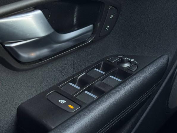 Land Rover Range Rover Evoque I с пробегом 2014 года, цена 1 899 000 рублей, 186037 км, внедорожник, Автокод Объявления