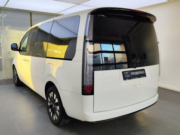 Hyundai Staria I с пробегом 2022 года, цена 5 235 000 рублей, 48114 км, минивэн, Автокод Объявления