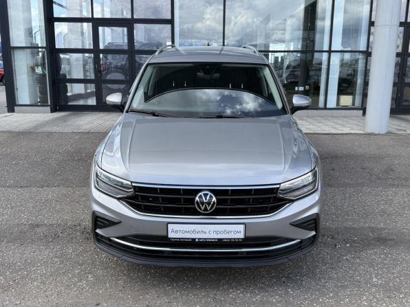 Volkswagen Tiguan II Рестайлинг с пробегом 2021 года, цена 3 515 000 рублей, 45981 км, внедорожник, Автокод Объявления