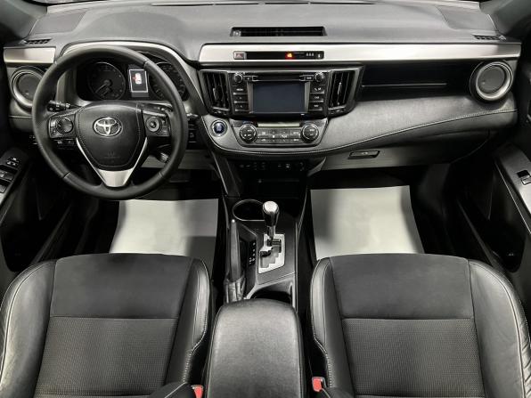 Toyota RAV4 IV (XA40) Рестайлинг с пробегом 2016 года, цена 1 680 000 рублей, 174819 км, внедорожник, Автокод Объявления