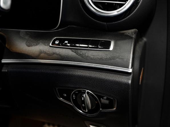 Mercedes-Benz E-Класс V (W213 S213 C238) с пробегом 2019 года, цена 2 650 000 рублей, 101900 км, седан, Автокод Объявления