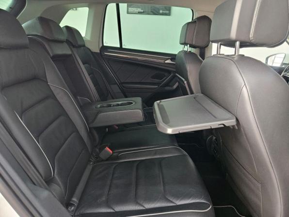 Volkswagen Tiguan II с пробегом 2018 года, цена 2 490 000 рублей, 192455 км, внедорожник, Автокод Объявления