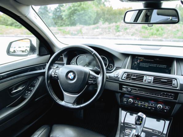 BMW 5 серии VI (F10/F11/F07) Рестайлинг с пробегом 2013 года, цена 1 685 000 рублей, 374492 км, седан, Автокод Объявления