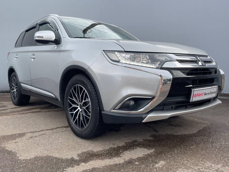 Mitsubishi Outlander III Рестайлинг 2 Стерлитамак  - изображение 14