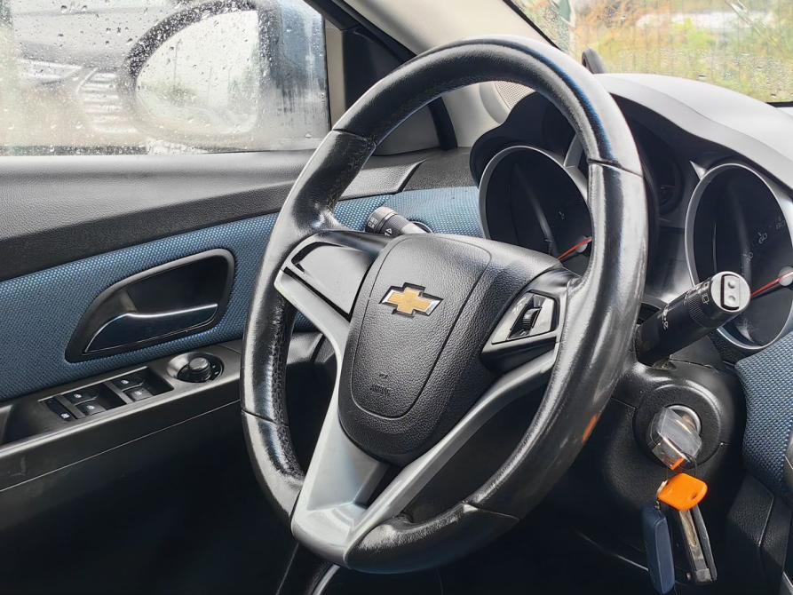 Chevrolet Cruze I Рестайлинг Санкт-Петербург  - изображение 11