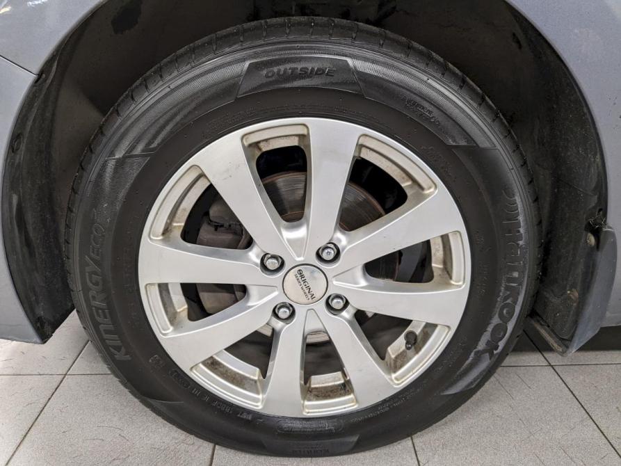 Hyundai Solaris II Москва  - изображение 17
