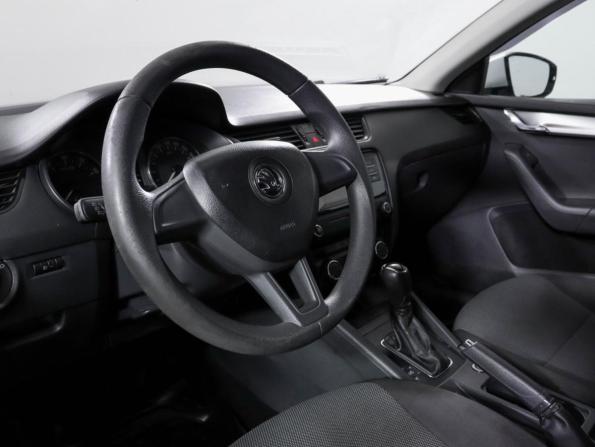 Skoda Octavia III (A7) с пробегом 2014 года, цена 700 000 рублей, 326624 км, лифтбек, Автокод Объявления