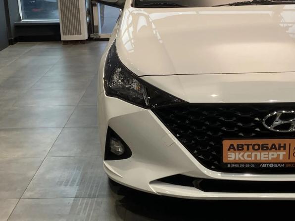 Hyundai Solaris II Рестайлинг с пробегом 2021 года, цена 1 485 000 рублей, 98598 км, седан, Автокод Объявления