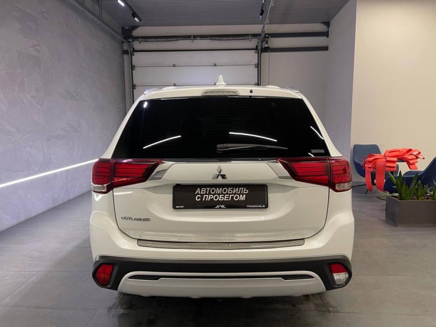 Mitsubishi Outlander III Рестайлинг 3 Новосибирск  - изображение 5