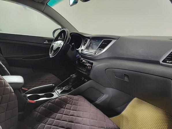 Hyundai Tucson III с пробегом 2018 года, цена 1 800 000 рублей, 199203 км, внедорожник, Автокод Объявления