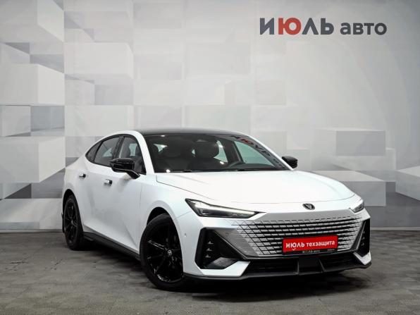 Changan UNI-V I с пробегом 2023 года, цена 2 500 000 рублей, 32270 км, лифтбек, Автокод Объявления