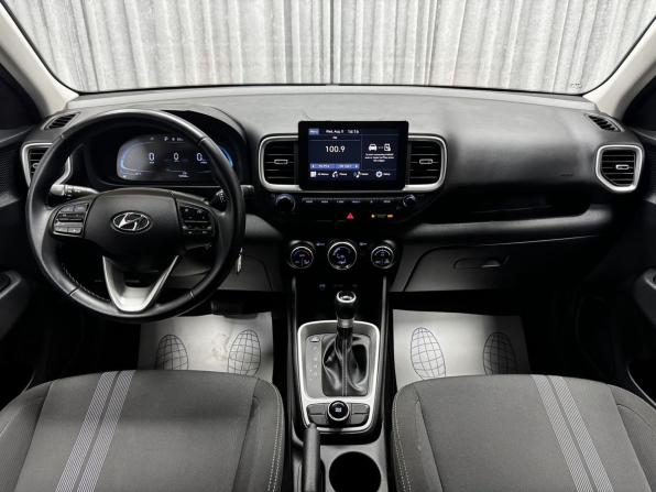 Hyundai Venue I с пробегом 2022 года, цена 2 000 000 рублей, 93968 км, внедорожник, Автокод Объявления